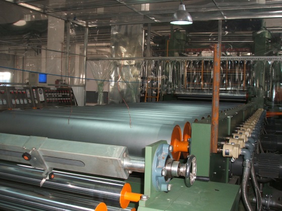 軟質膠布機主及冷卻後段